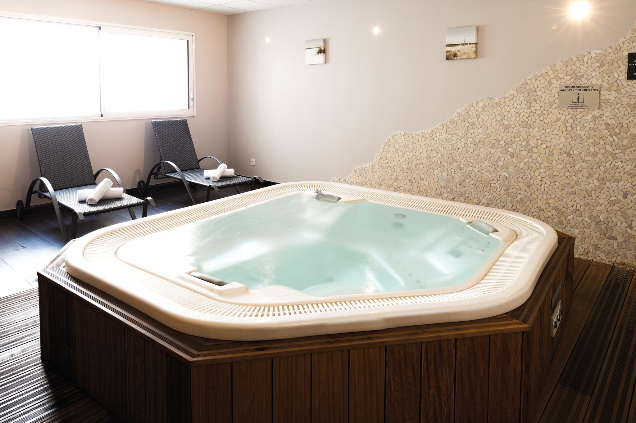 Aparthotel Lagrange Vacances Les Patios Eugenie 4*