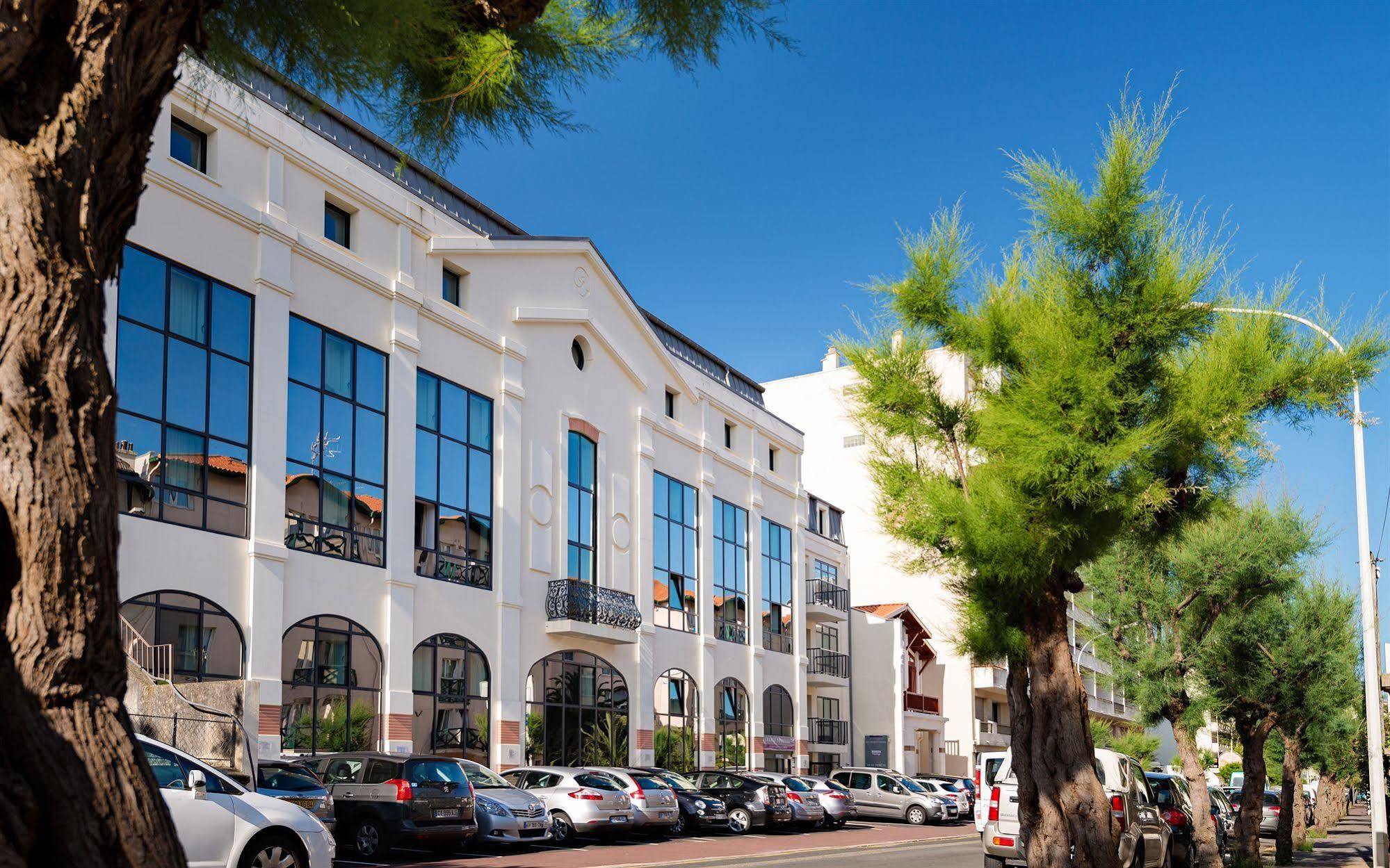 Apartahotel Lagrange Les Patios Eugénie 4*